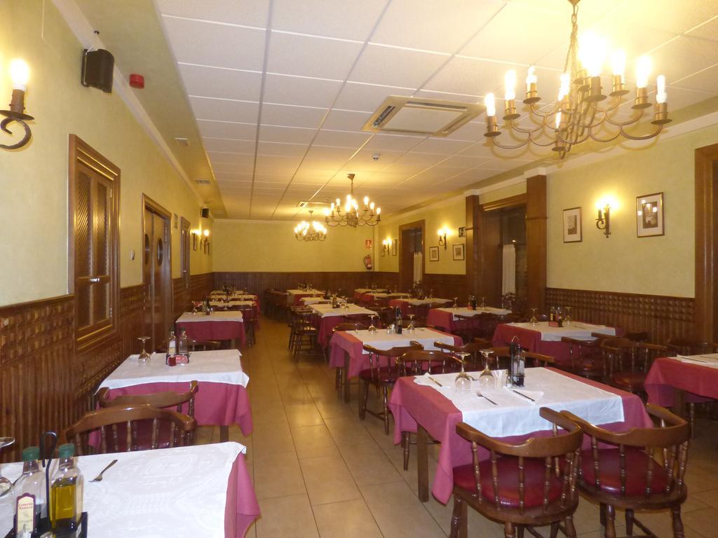 Hostal La Perdiz Sonseca Exterior foto